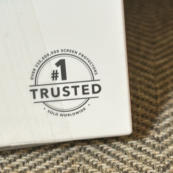 NWT Zagg Invisible Shield Glass Elite Visionguard iPhone 14 ProMax Screen - Picture 4 of 8